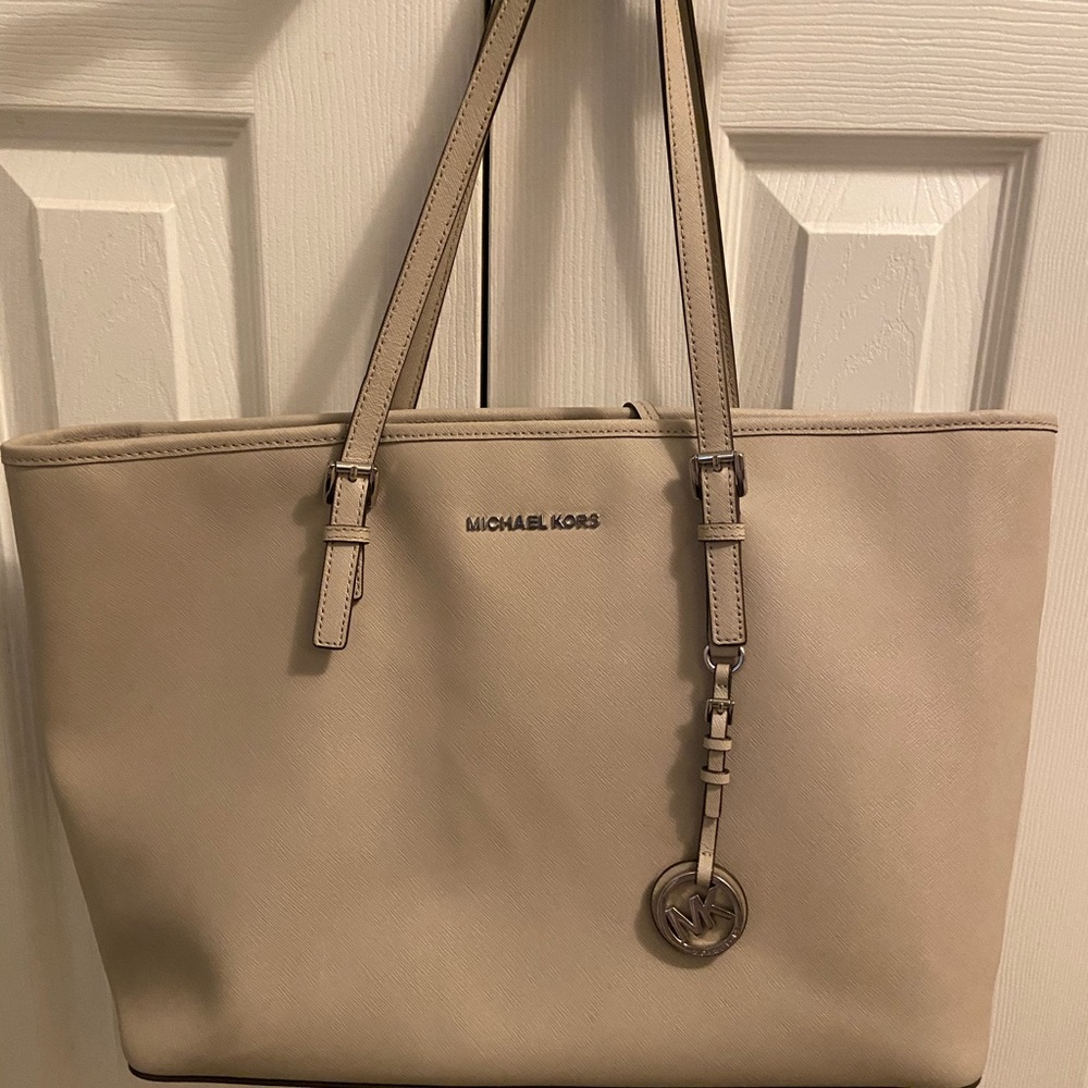 Michael Kors tote